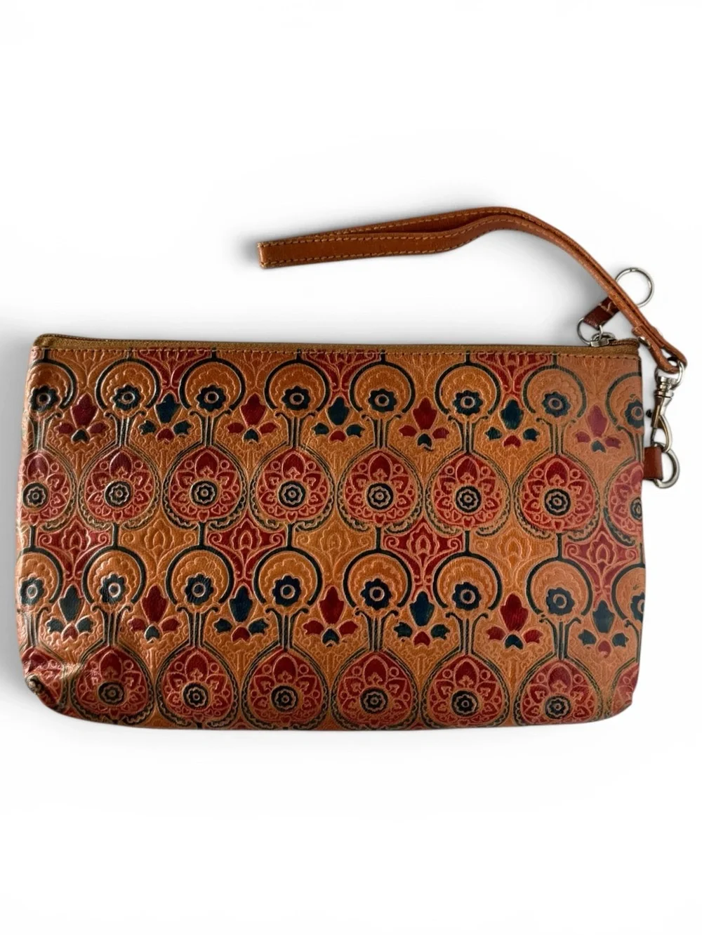 Vintage handcrafted style